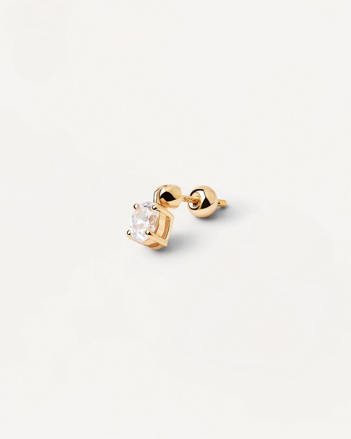 Sortiment 2023 | Gia Einzelner Ohrring. Vergoldeter Piercing-Ohrring mit Zirkonia-Anhänger im Ovalschliff. Erhalten Sie die neuesten Produkte von PDPAOLA. Geben Sie Ihre Bestellung sicher auf und erhalten Sie diesen Bestseller. Kostenloser Versand.