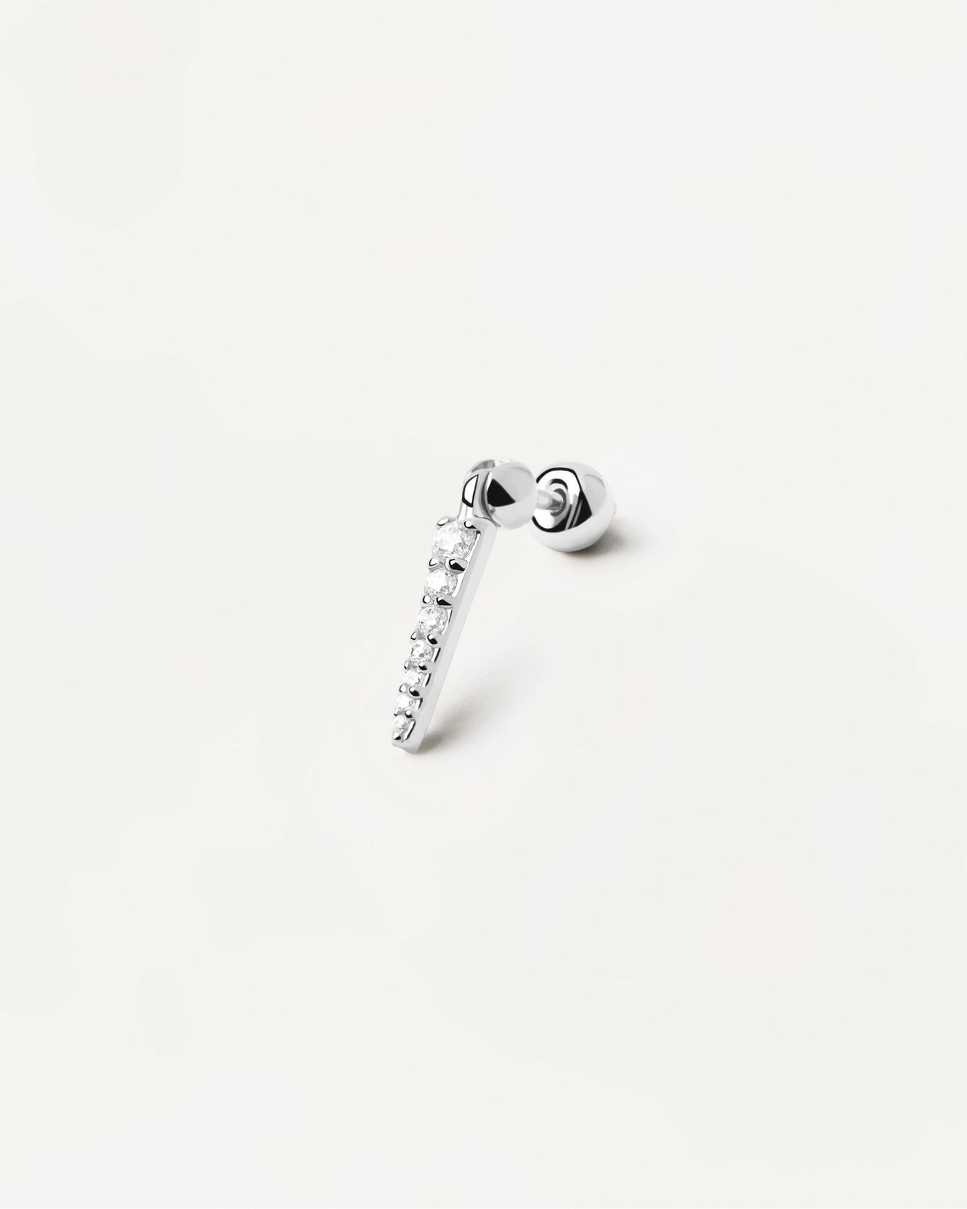 Vero Einzelner Silberohrring. Piercing-Ohrring aus Sterlingsilber in Spitzenform mit weißem Zirkonia. Erhalten Sie die neuesten Produkte von PDPAOLA. Geben Sie Ihre Bestellung sicher auf und erhalten Sie diesen Bestseller.