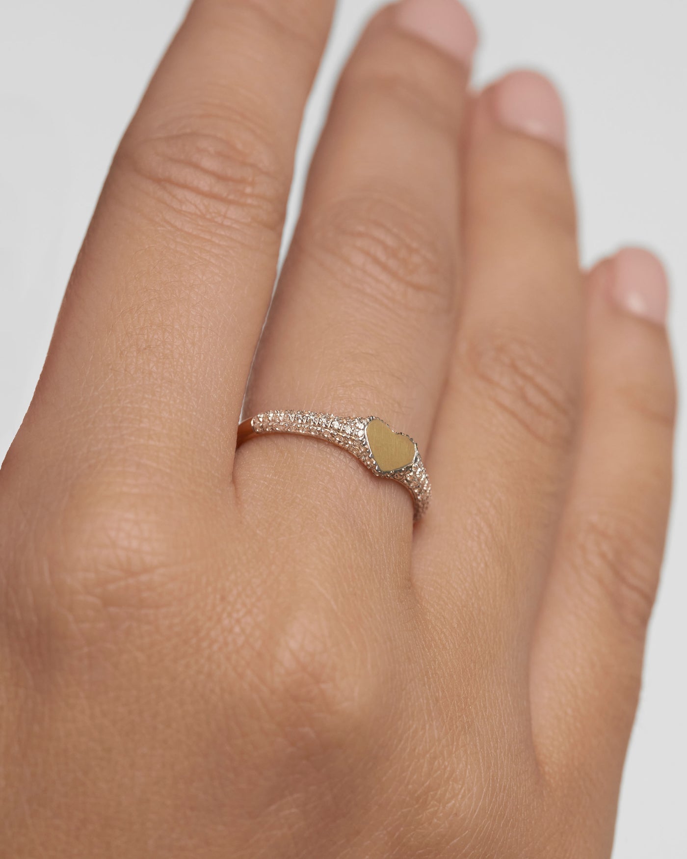 Diamonds and Gold Heart Stamp Ring - 
  
    18K Gold
  
