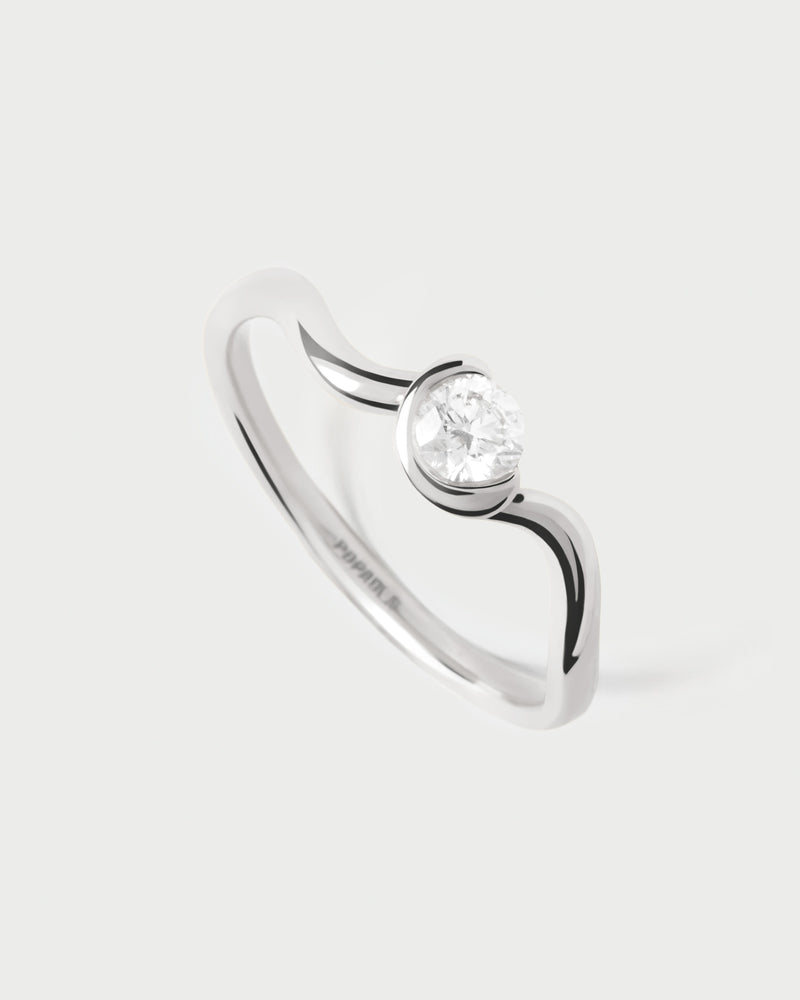 Anello in diamanti e oro bianco Delia - 
  
    Oro bianco 18K / Placcatura in argento rodiato
  

