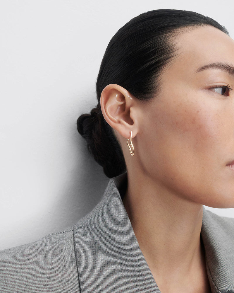 Selene creolen aus gold - 
  
    18 kt Gold
  
