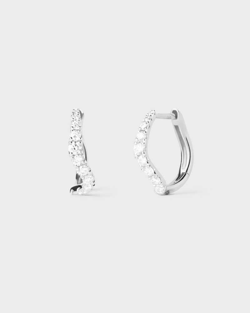 Créoles en or blanc et diamants Flow - 
  
    Or blanc 18 carats / Placage Argent Rhodié
  
