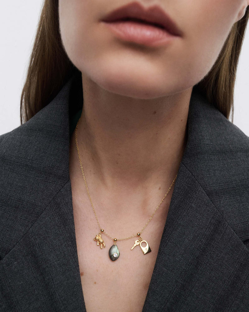 Charm Labradorite Protezione - 
  
    Argento sterling / Placcatura in Oro 18K
  

