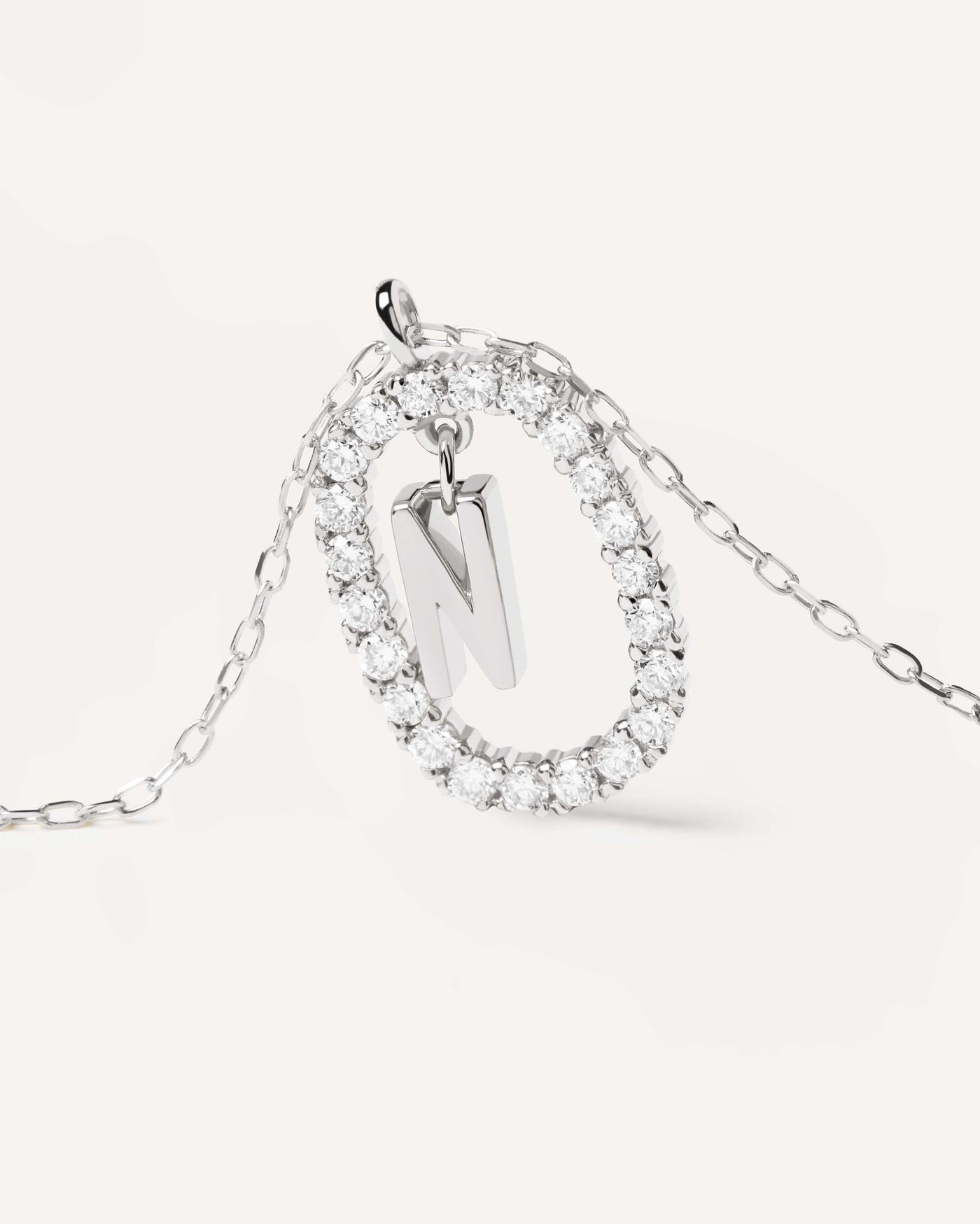 Collier en Diamants et en Or Blanc Lettre N - 
  
    Or blanc 18 carats / Placage Argent Rhodié
  

