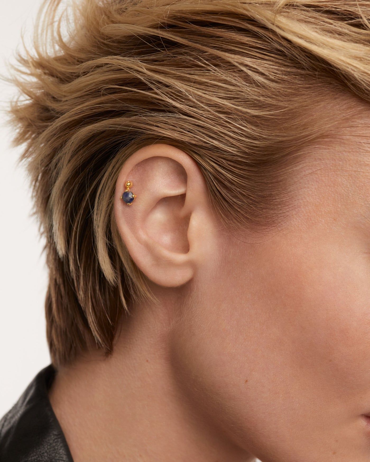 Kimi Sodalite Single Earring - 
  
    Sterling Silver / 18K Gold plating
  
