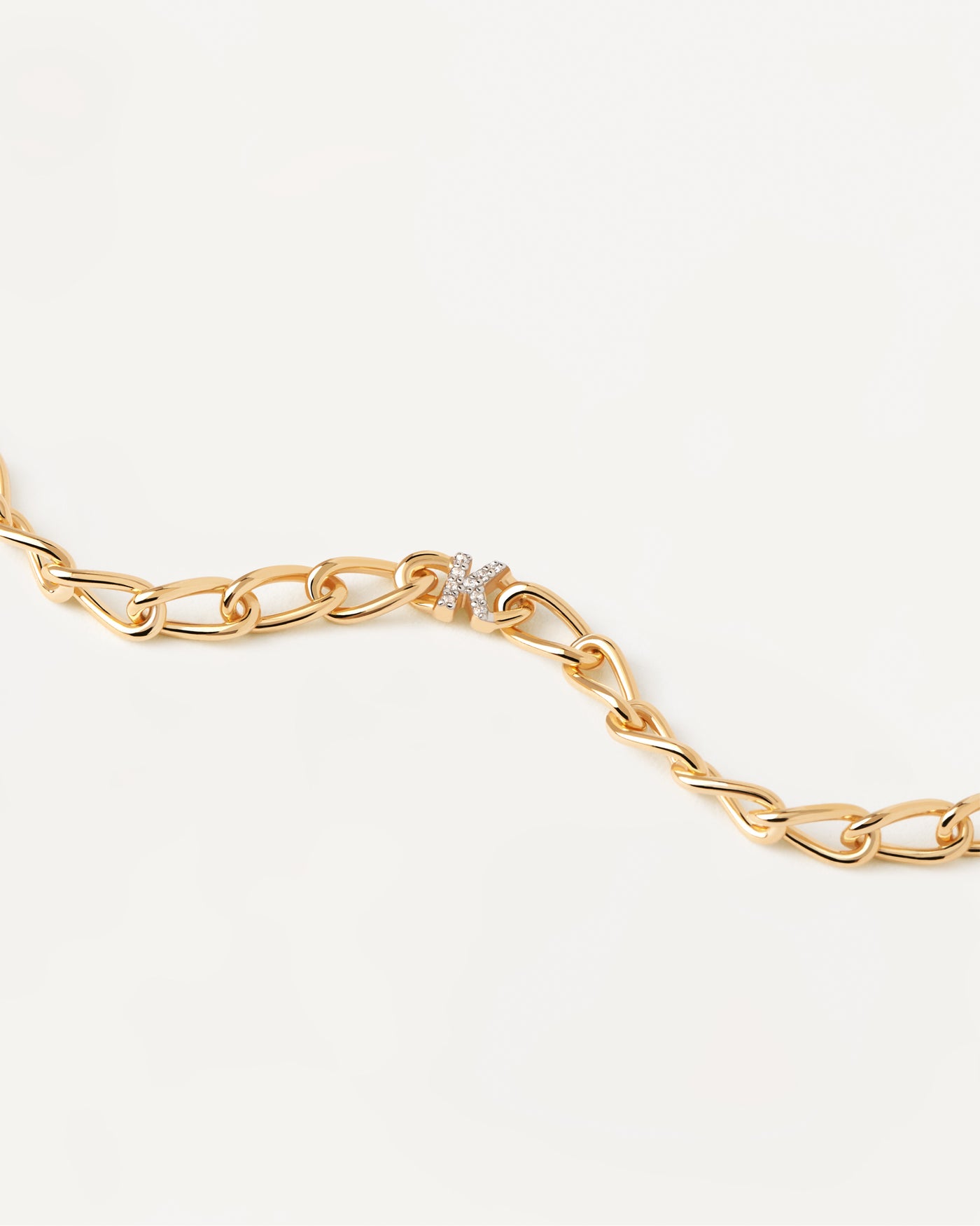 Buchstabe K Gliederarmband - 
  
    Sterling Silber / 18K Goldplattierung
  
