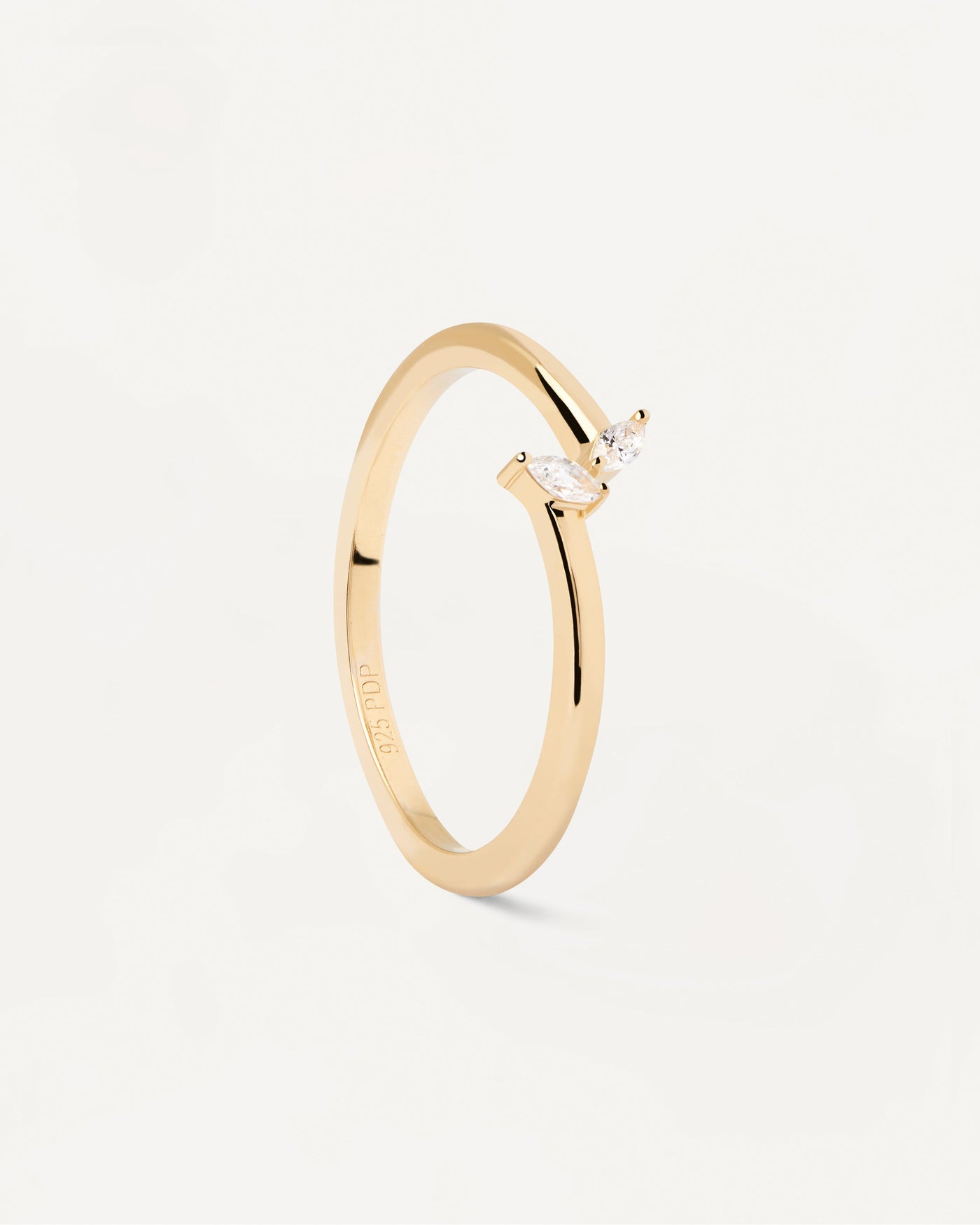 Anillo Eva - 
  
    Plata de Ley / Baño de Oro 18K
  
