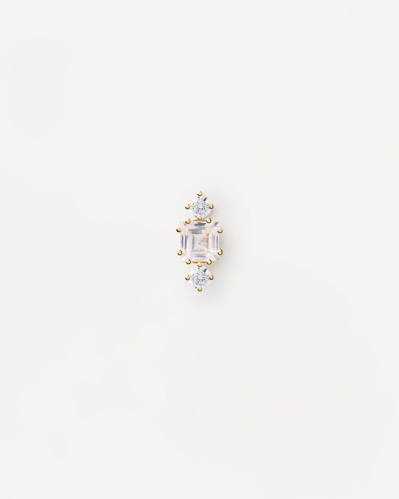Pendiente Individual Lyn - 
  
    Plata de Ley / Baño de Oro 18K
  
