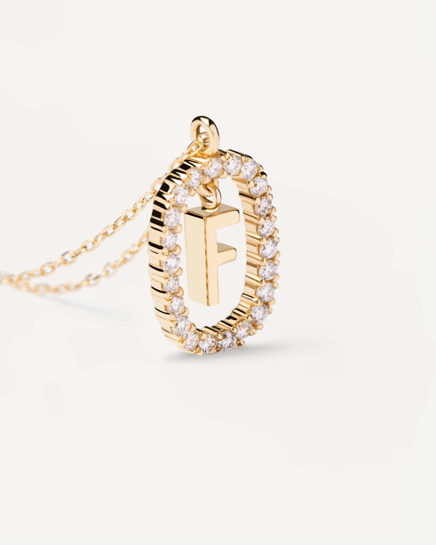 Collar de Diamantes y oro Letra F - 
  
    Oro 18K
  
