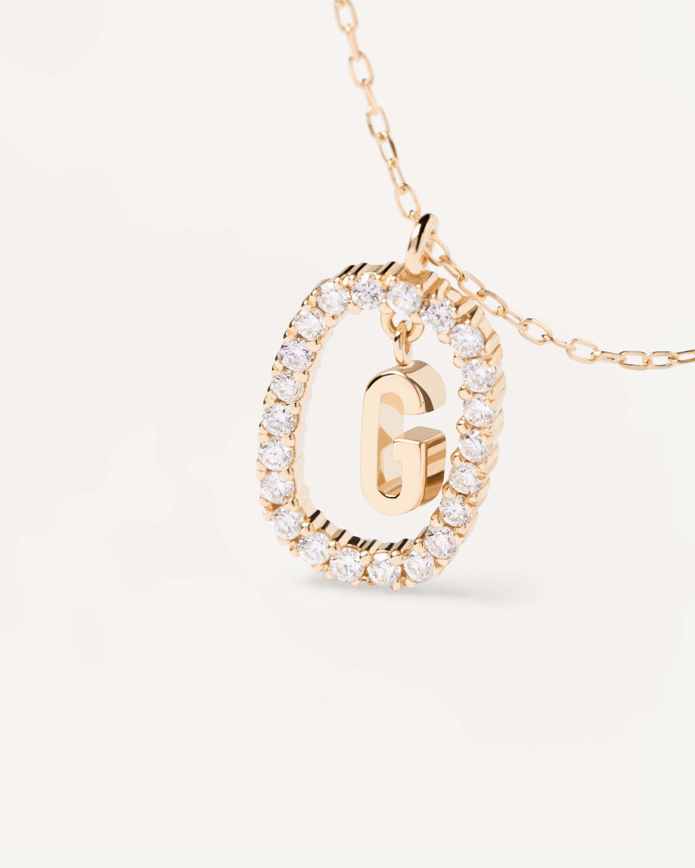 Collar de Diamantes y oro Letra G - 
  
    Oro 18K
  
