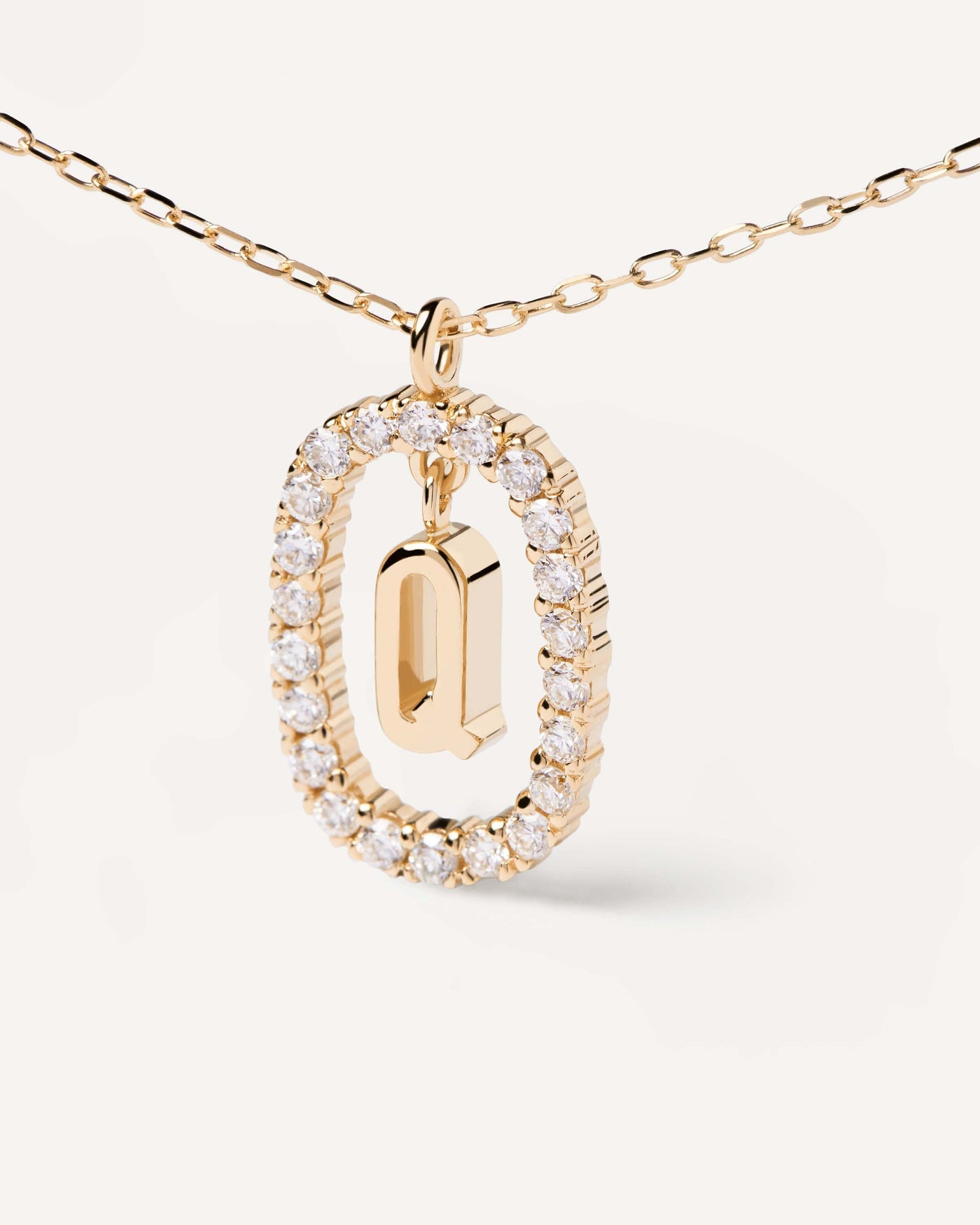Collar de Diamantes y oro Letra Q - 
  
    Oro 18K
  
