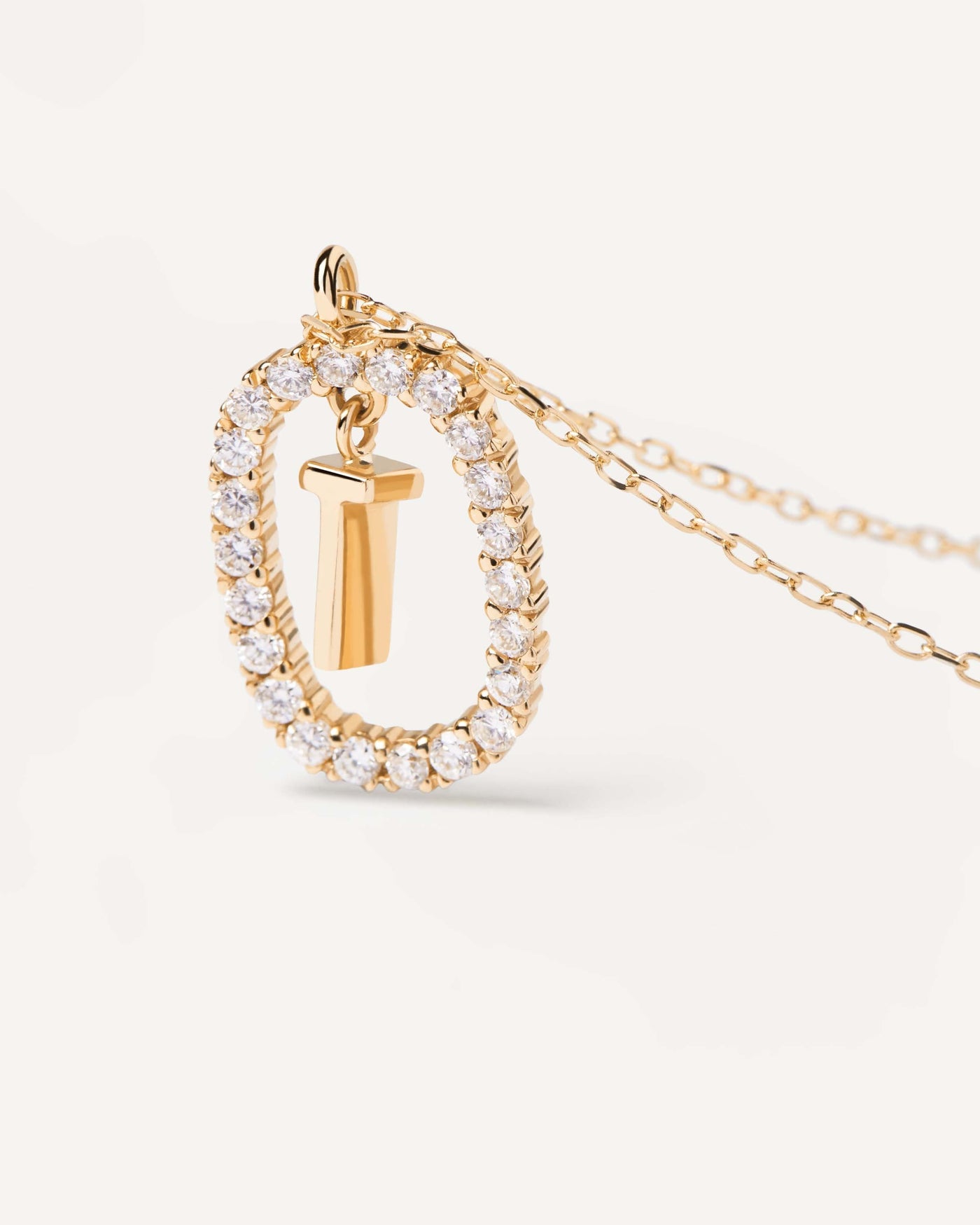Collier Lettre T en Diamants et Or - 
  
    Or 18 carats
  
