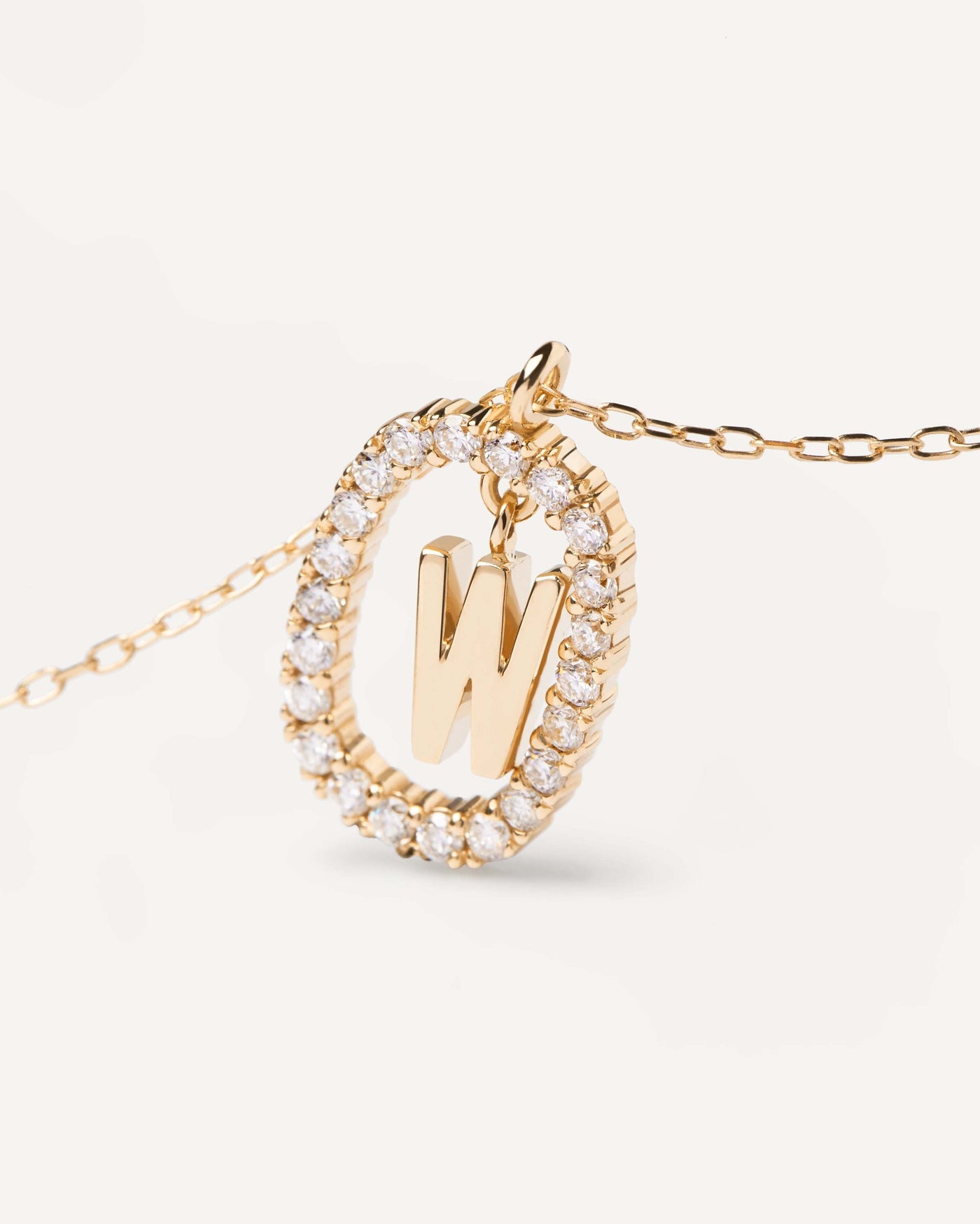 GoldHalskette mit Diamanten Buchstabe W - 
  
    18 kt Gold
  
