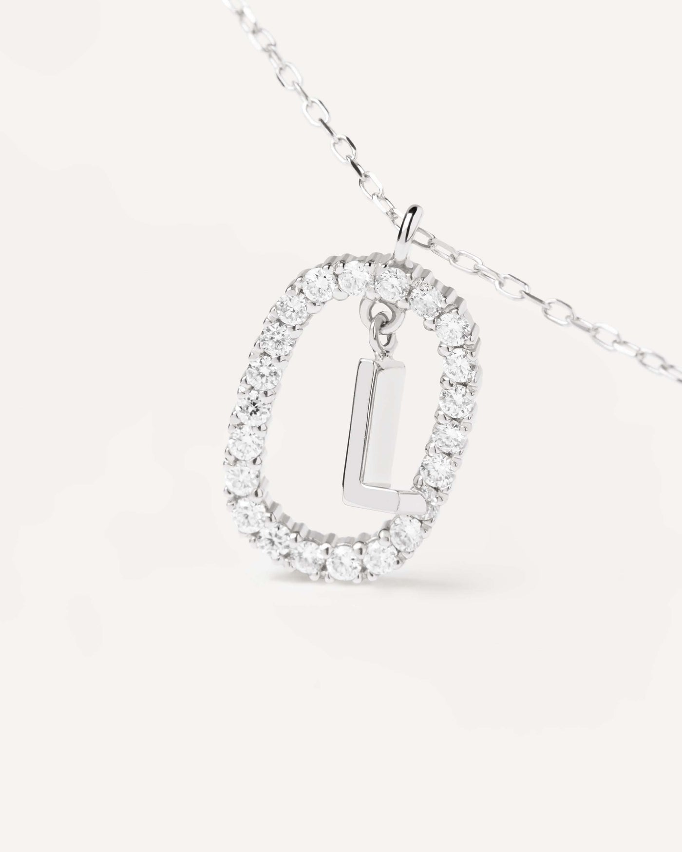 HalsKette Diamanten und Weissgold Buchstabe L - 
  
    18 kt Weissgold / Silber-Rhodinierung
  

