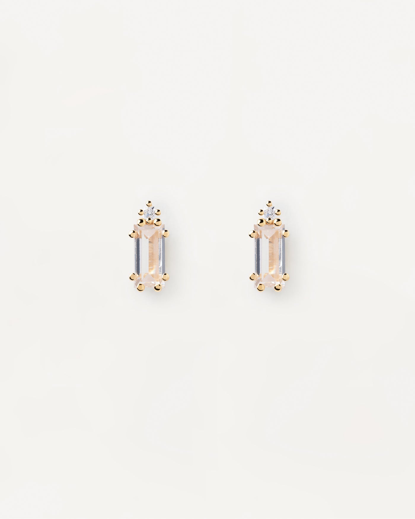 Bea Single Earring - 
  
    Sterling Silver / 18K Gold plating
  
