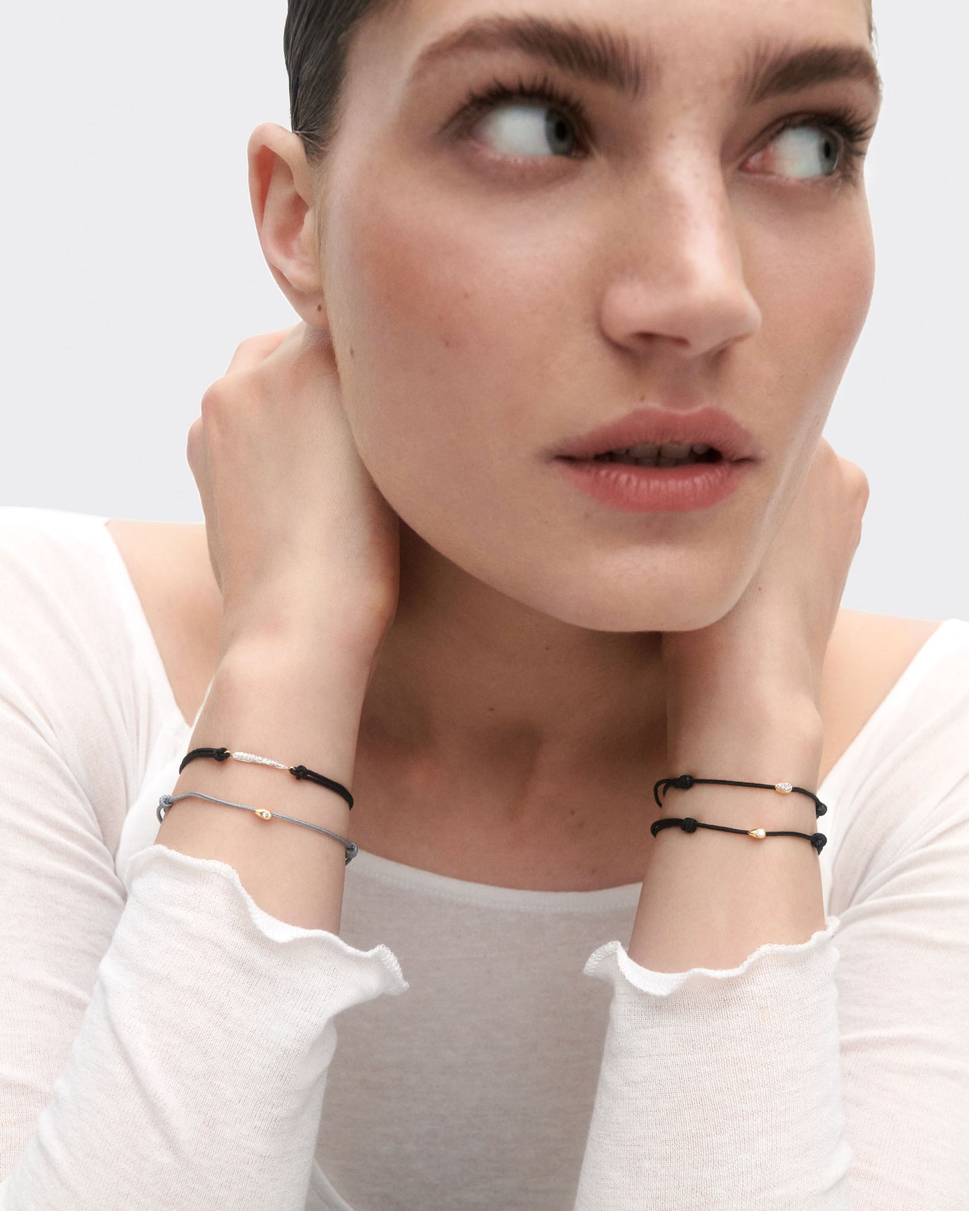 Lia Diamond cord bracelet - 
  
    18K Gold
  
