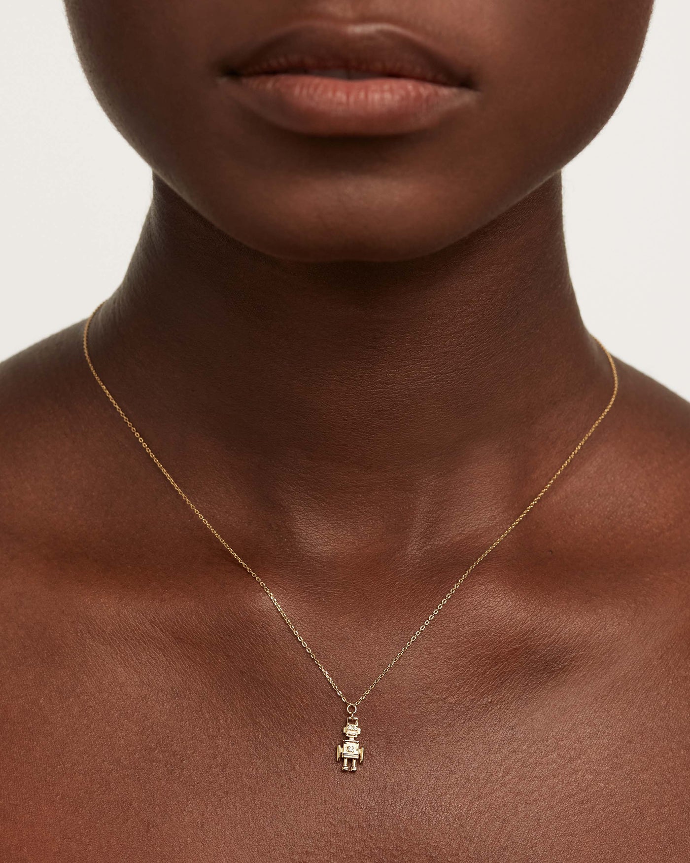 Robert Halskette - 
  
    Sterling Silber / 18K Goldplattierung
  
