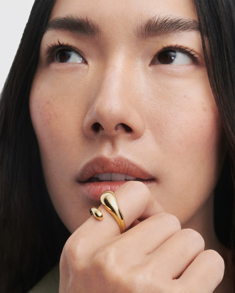 Bague bypass sculptural en forme de goutte allongée