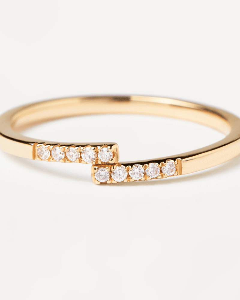 Diamonds and gold Cross Ring - 
  
    18K Gold
  
