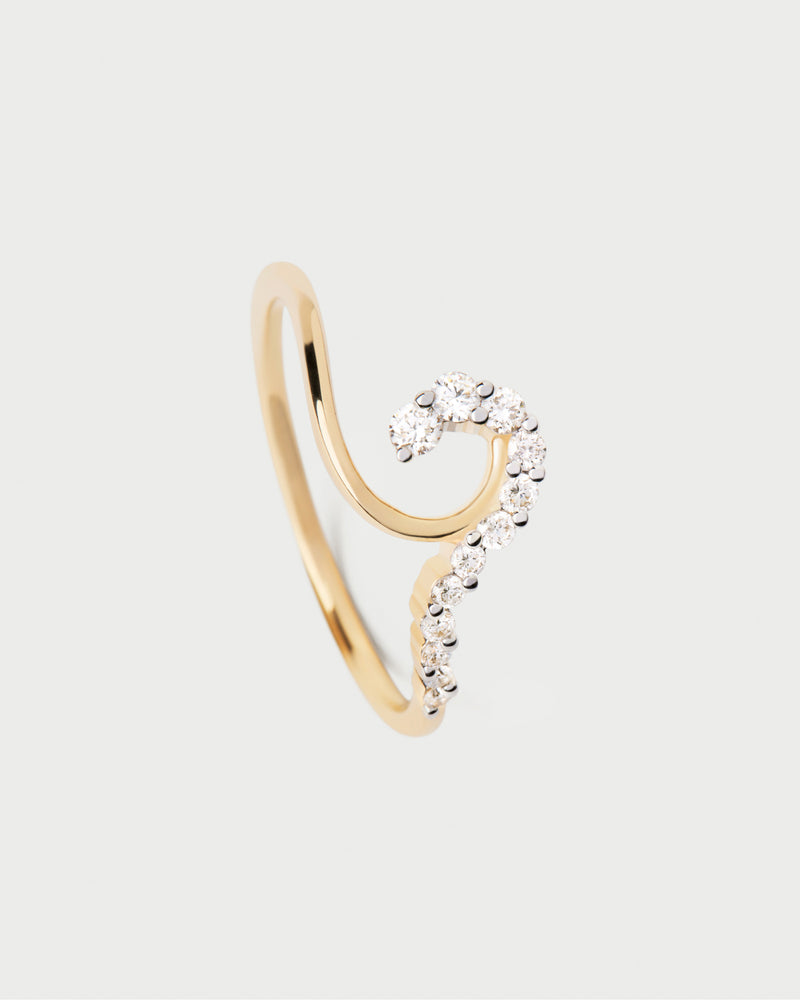 Diamonds and gold Gaia ring - 
  
    18K Gold
  

