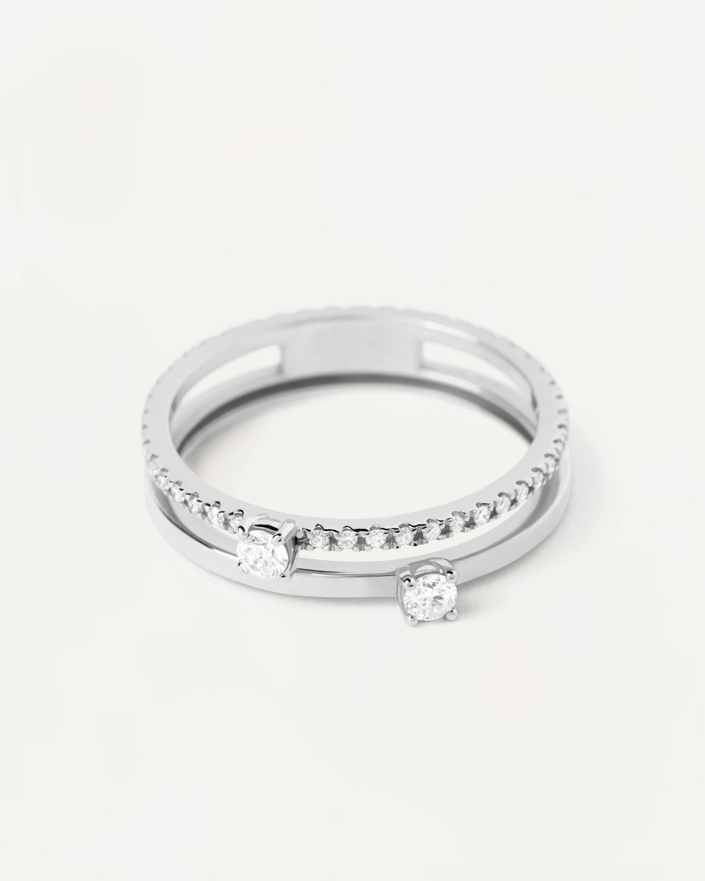 Diamonds And White Gold Solitaire Dual Ring - 
  
    18K White gold / Rhodium silver plating
  
