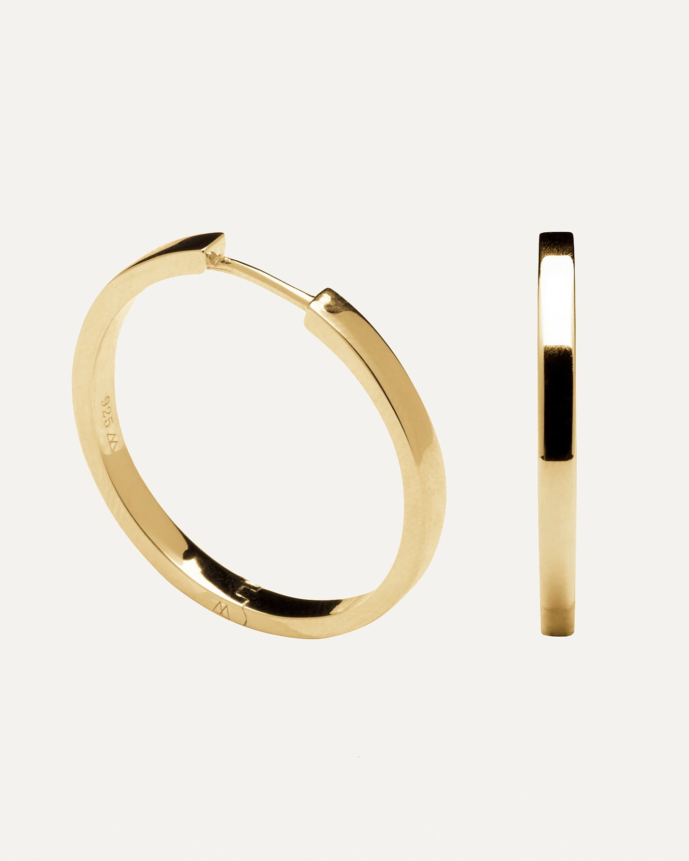 Selección 2020 | Pendientes Grand Malai. Consigue las últimas novedades de PDPAOLA. Haz tu pedido de forma segura y obtén este Best Seller. Envío Gratis a partir de 70€.