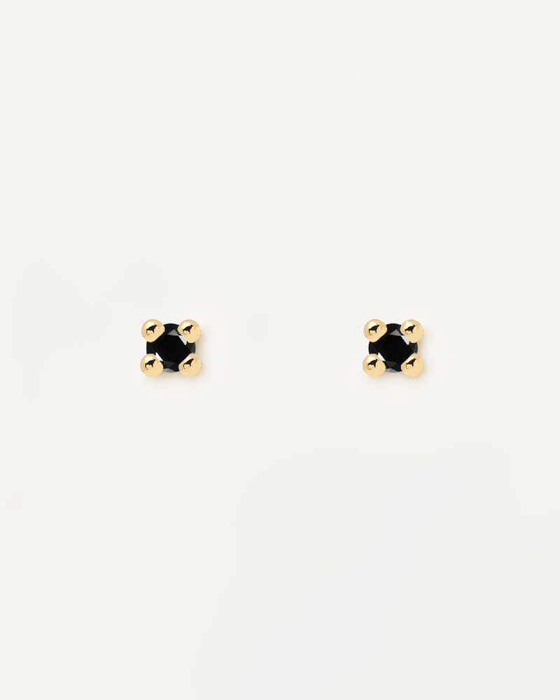 Pendientes Black Essentia - 
  
    Plata de Ley / Baño de Oro 18K
  
