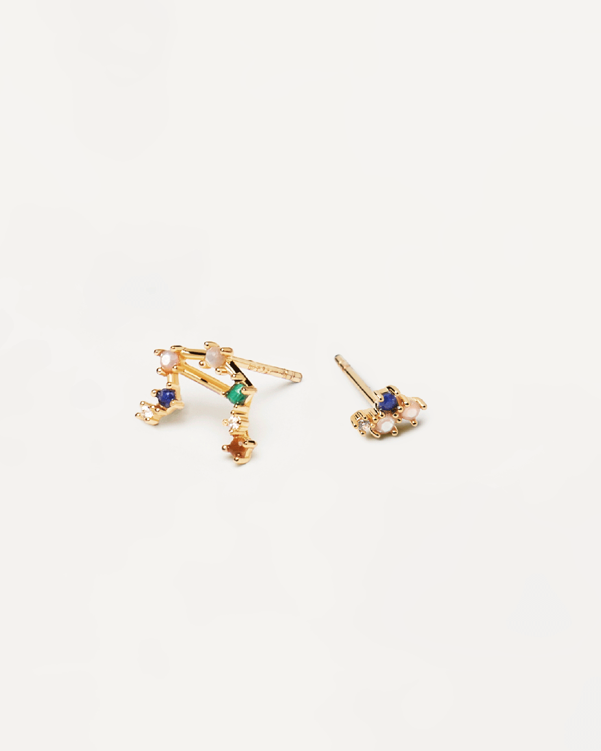 2021 Selection | Libra Earrings. Get the latest arrival from PDPAOLA. Place your order safely and get this Best Seller. Free Shipping over 70€