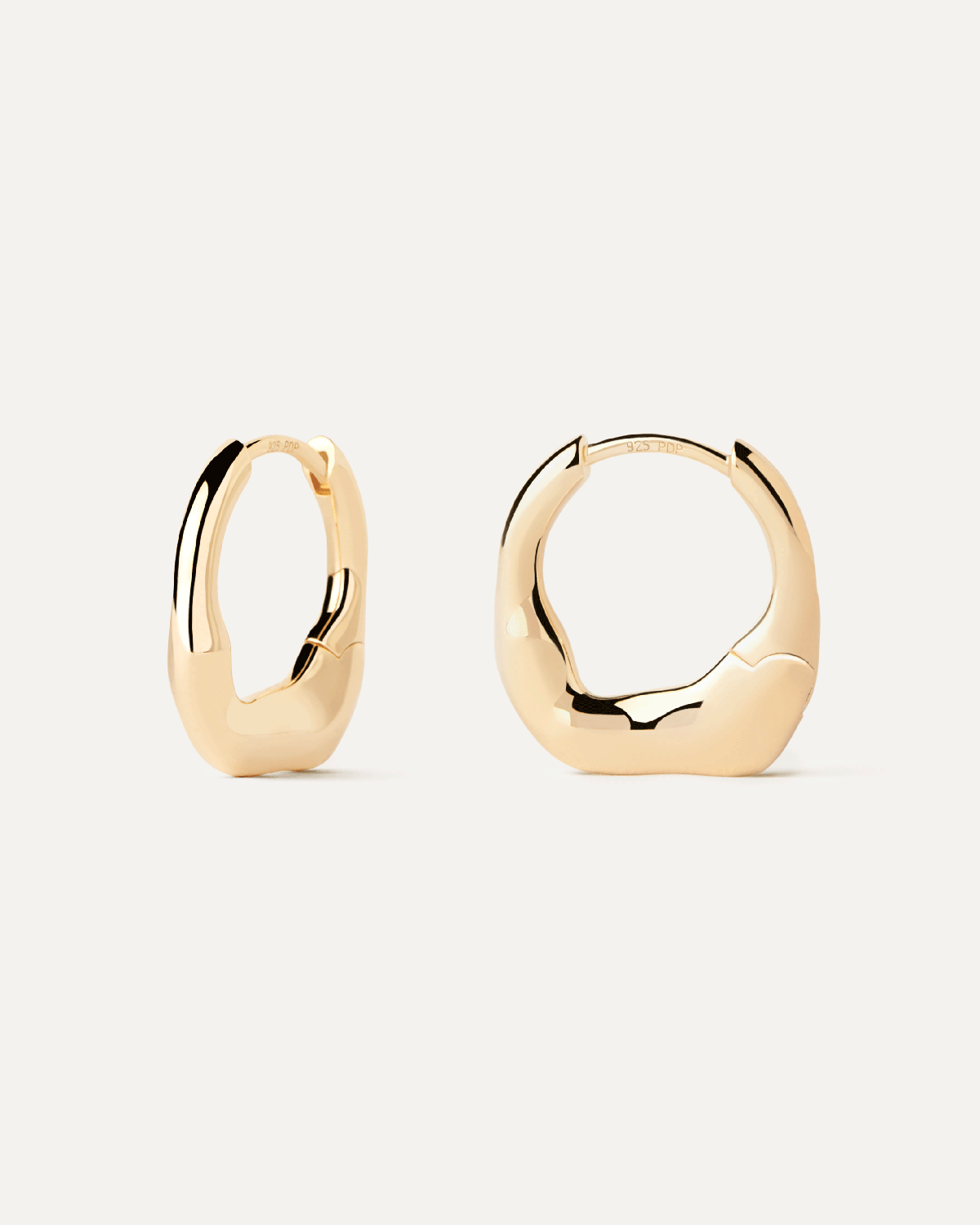 Mini Magma hoops 
  
    Sterling Silver / 18K Gold plating
  
