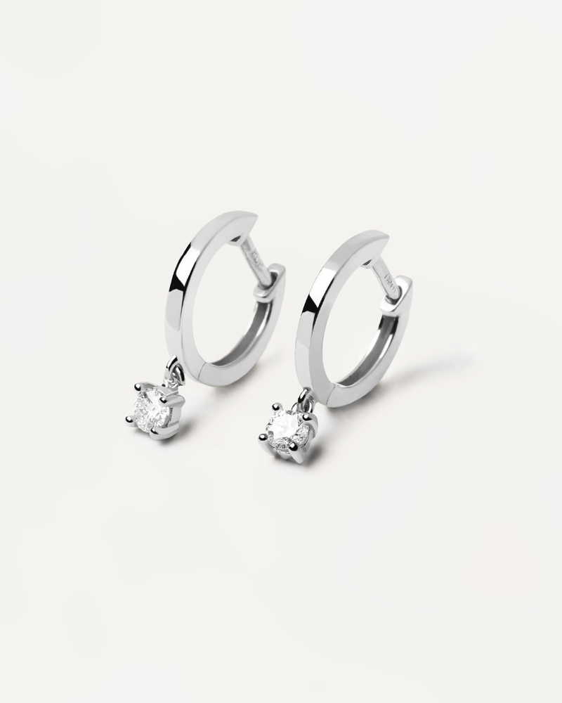 Boucles D’Oreilles en Diamants et en Or Blanc Drop - 
  
    Or blanc 18 carats / Placage Argent Rhodié
  
