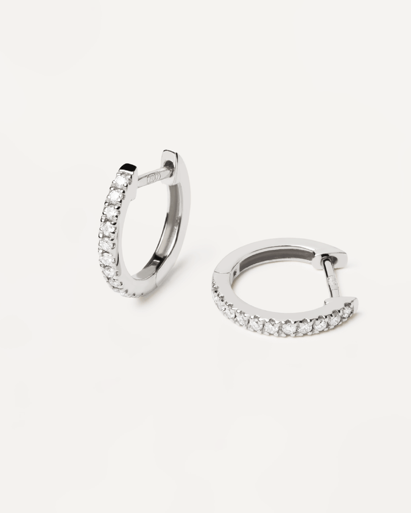 Boucles D’Oreilles en Diamants et en Or Blanc eternity Mini - 
  
    Or blanc 18 carats / Placage Argent Rhodié
  
