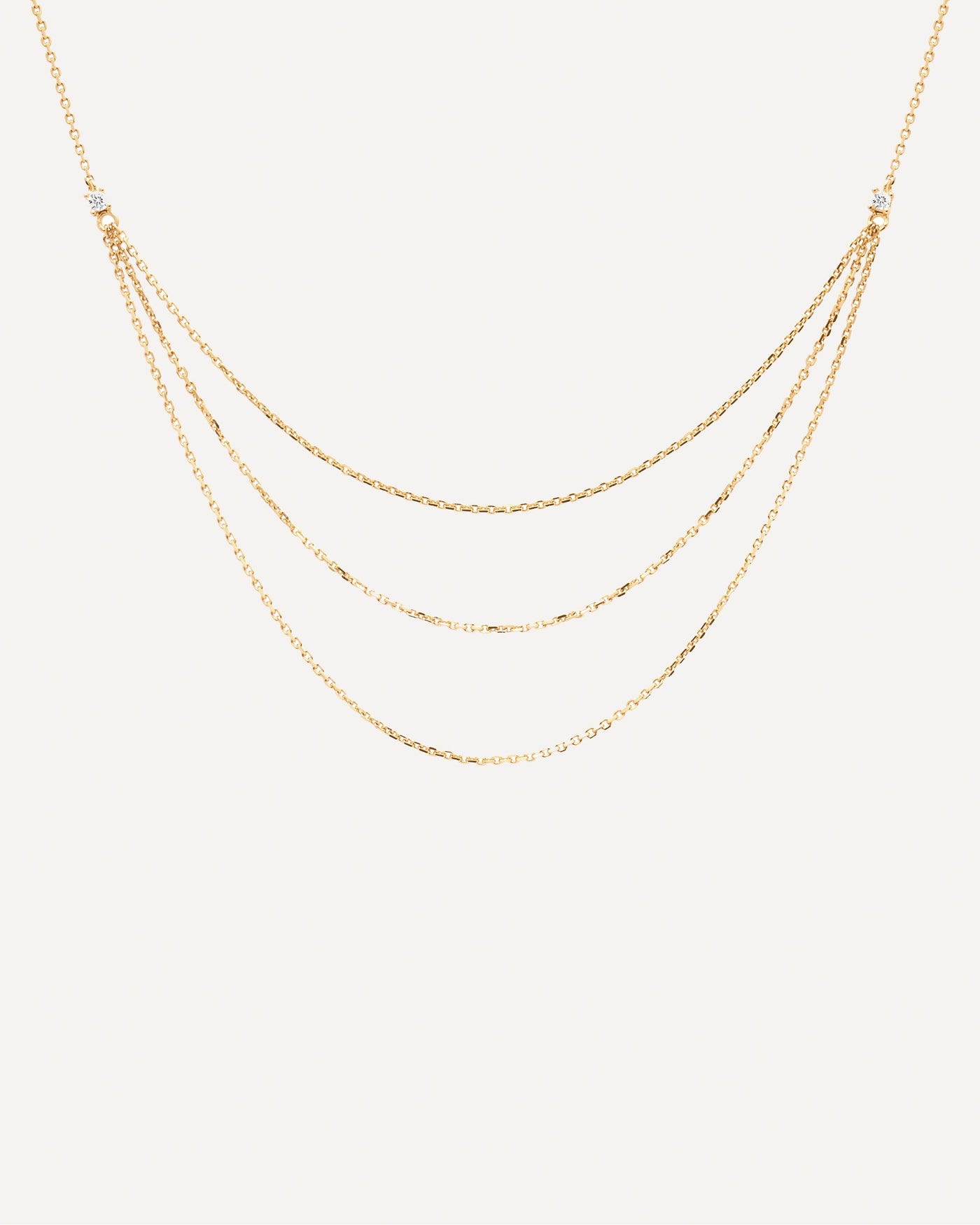 Selección 2020 | Collar Nia. Consigue las últimas novedades de PDPAOLA. Haz tu pedido de forma segura y obtén este Best Seller. Envío Gratis a partir de 70€.