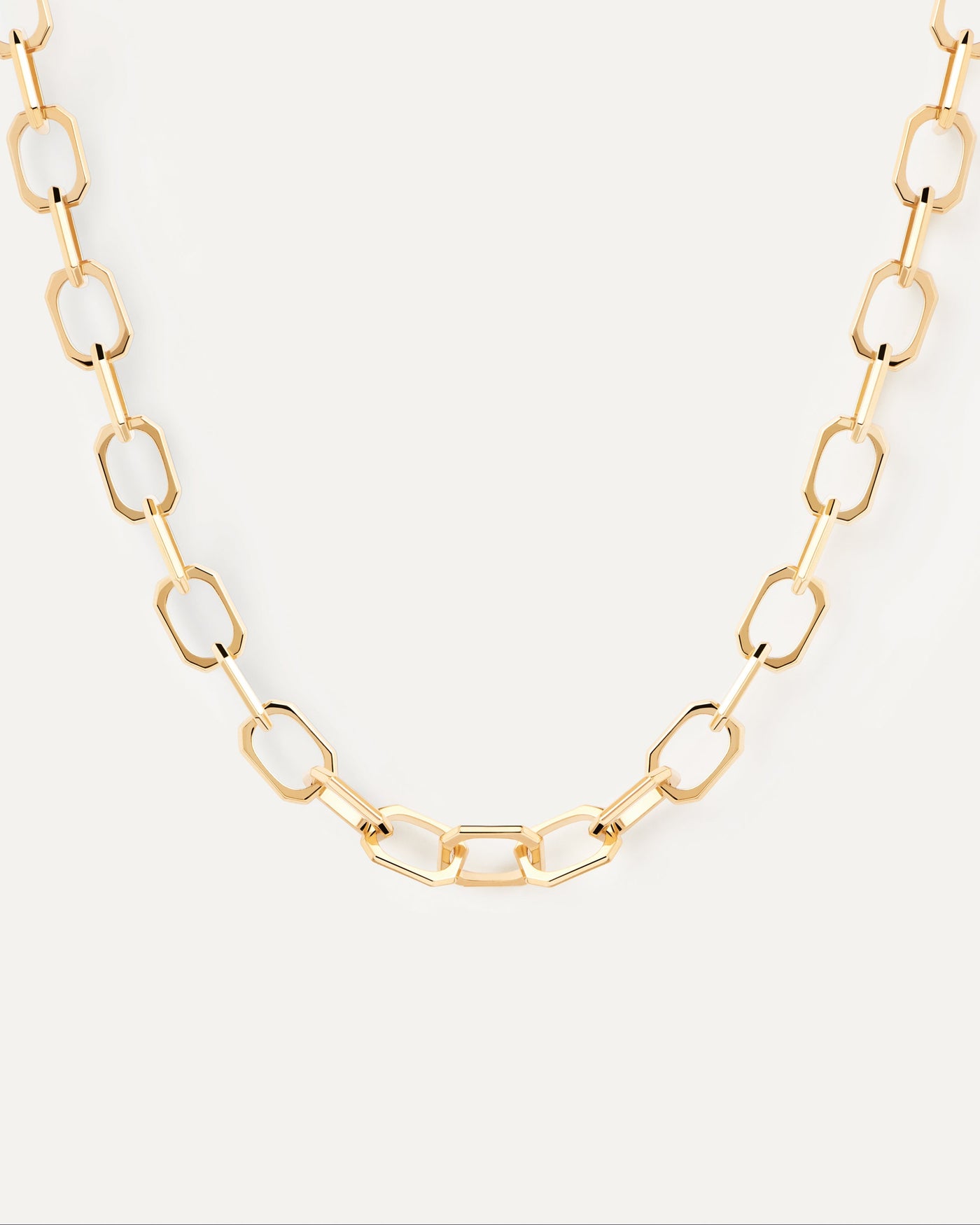 Small Signature Halskette. Kabelketten -Halskette mit oktogonalen Glieren in 18 Karat Goldbeschichtung. Erhalten Sie die neuesten Produkte von PDPAOLA. Geben Sie Ihre Bestellung sicher auf und erhalten Sie diesen Bestseller.