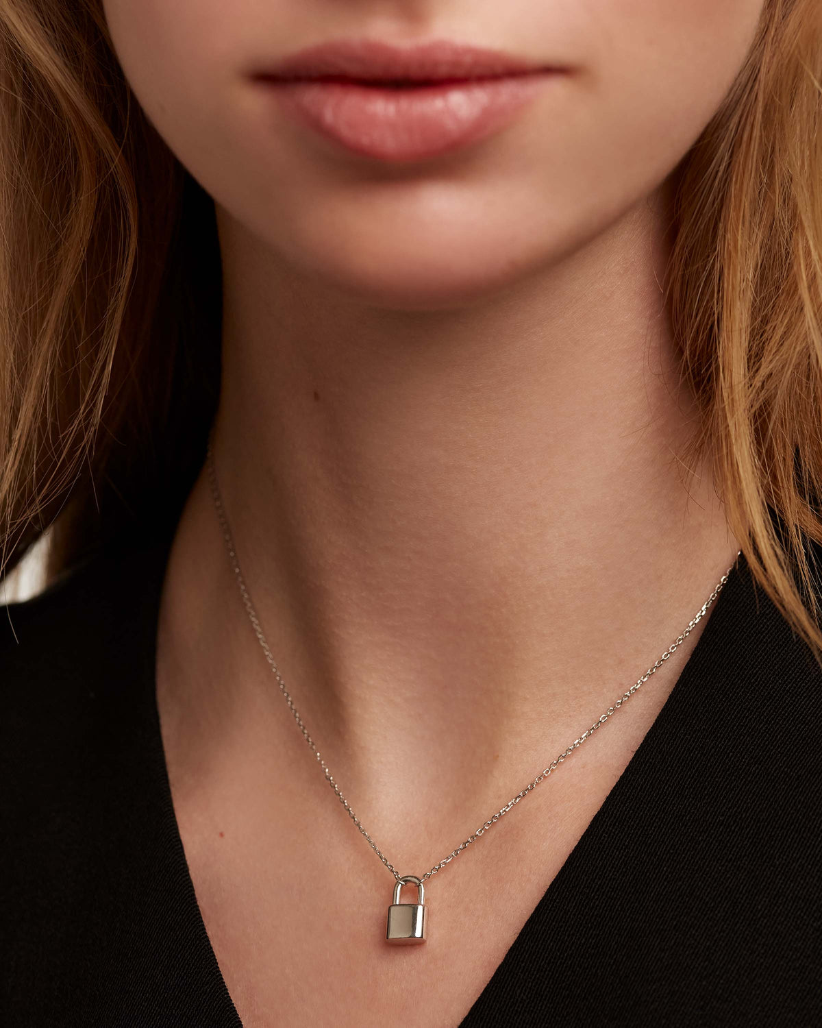 Pdpaola lock necklace sales