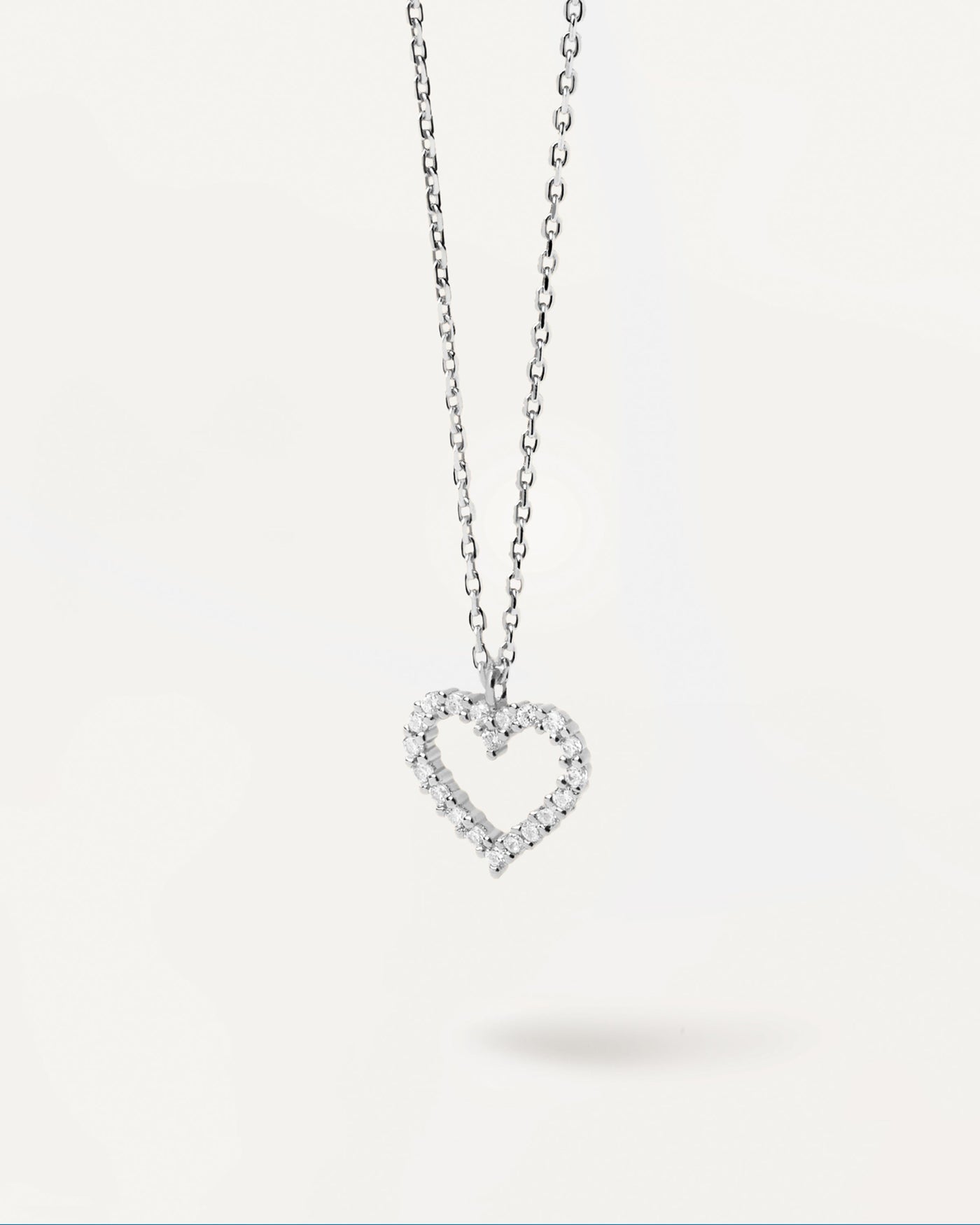Selección 2023 | Collar de plata White Heart. COLLAR DE PLATA DE LEY 925 CON COLGANTE DE CORAZÓN Y CIRCONITA BLANCA ENGASTADA. Consigue las últimas novedades de PDPAOLA. Haz tu pedido de forma segura y obtén este Best Seller. Envío Gratis.