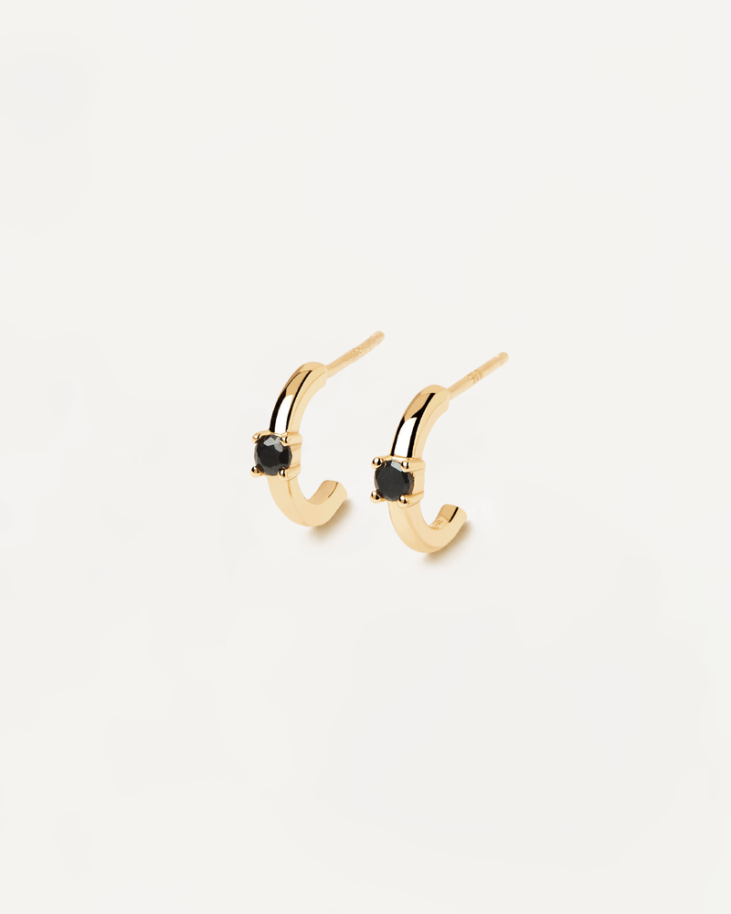 Black Solitary Earrings - 
  
    Sterling Silver / 18K Gold plating
  
