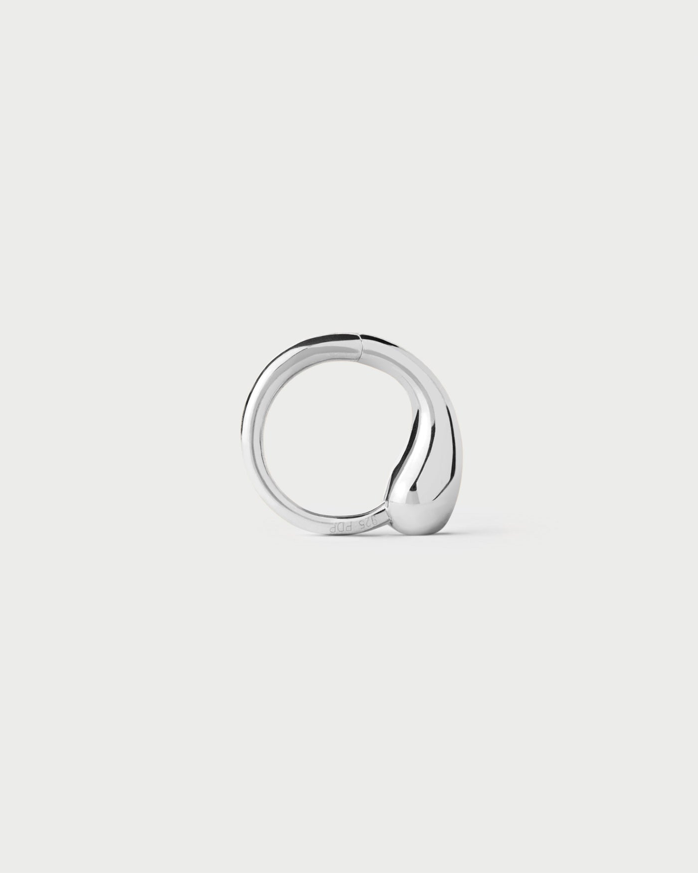Créole individuelle en argent Loop - 
  
    Argent massif
  
