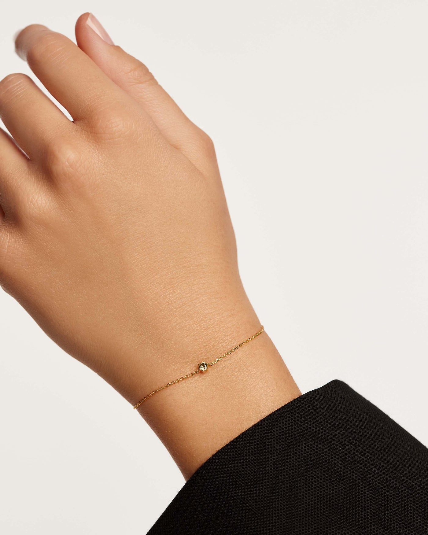 Pulsera Olive Solitary 
  
    Plata de Ley / Baño de Oro 18K
  
