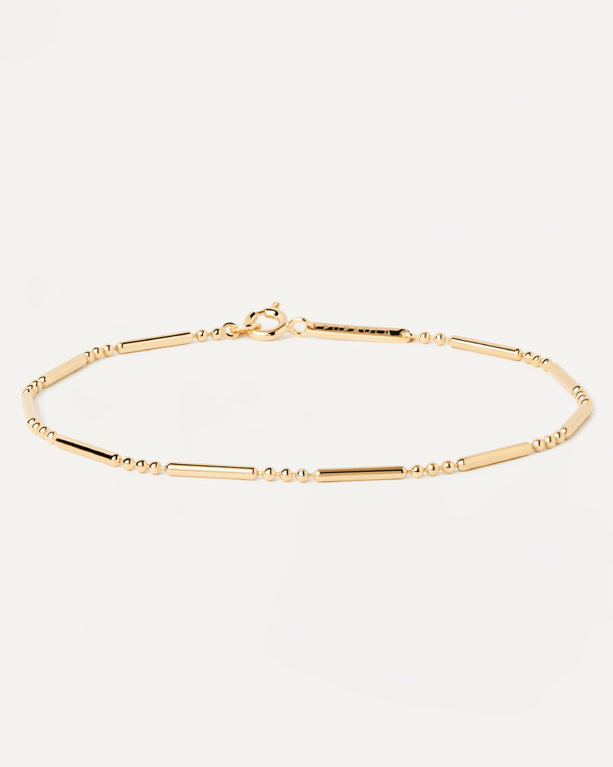 2023 Selection | Valeria Bracelet. Ball and bar textured bracelet in gold-plated silver. Get the latest arrival from PDPAOLA. Place your order safely and get this Best Seller. Free Shipping.