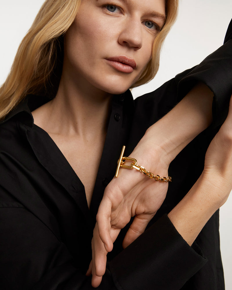 Vesta Chain Bracelet - 
  
    Brass / 18K Gold plating
  
