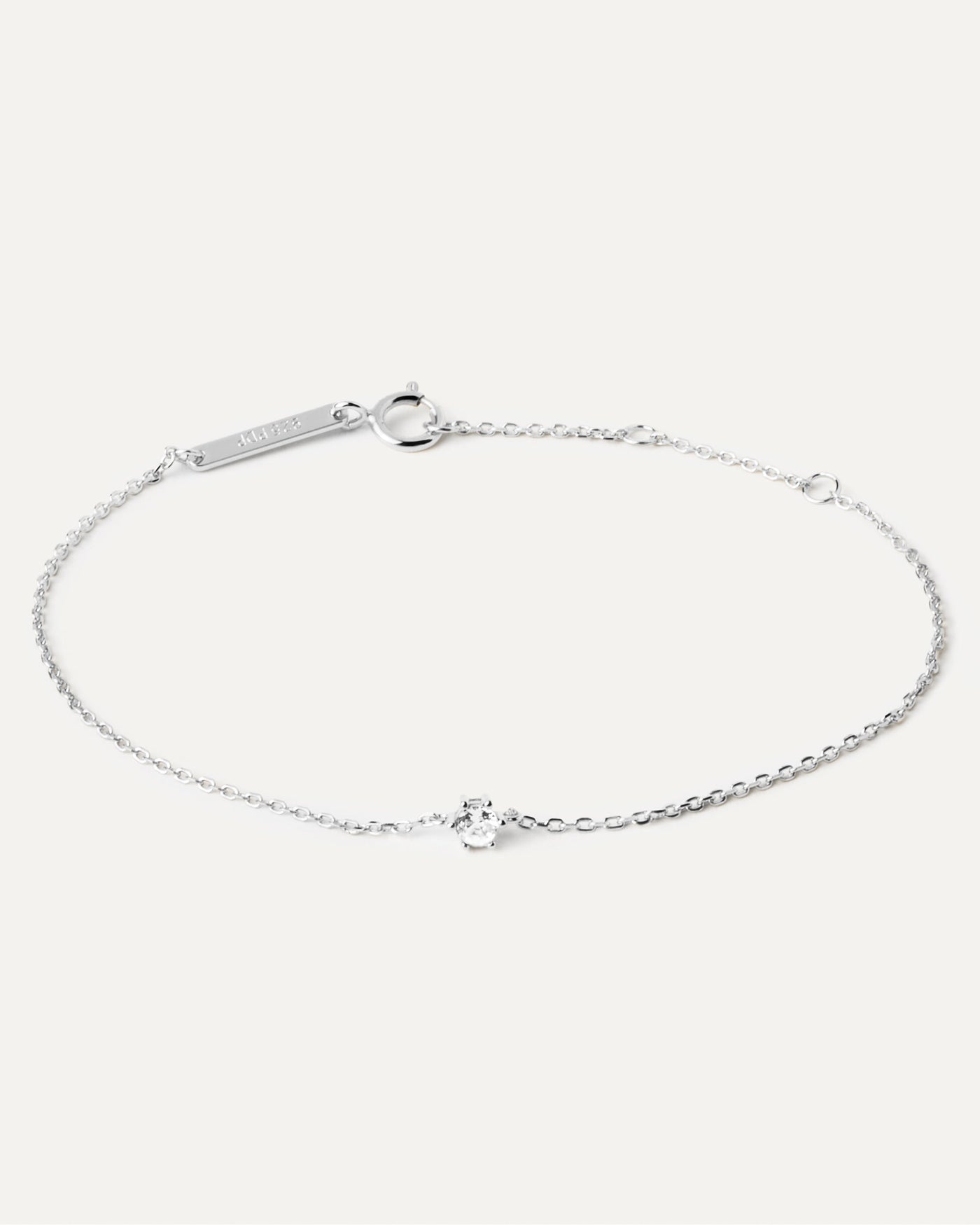 White Solitary Silberarmband. kettenarmband aus 925er sterlingsilber und weissem zirkonia. Erhalten Sie die neuesten Produkte von PDPAOLA. Geben Sie Ihre Bestellung sicher auf und erhalten Sie diesen Bestseller.