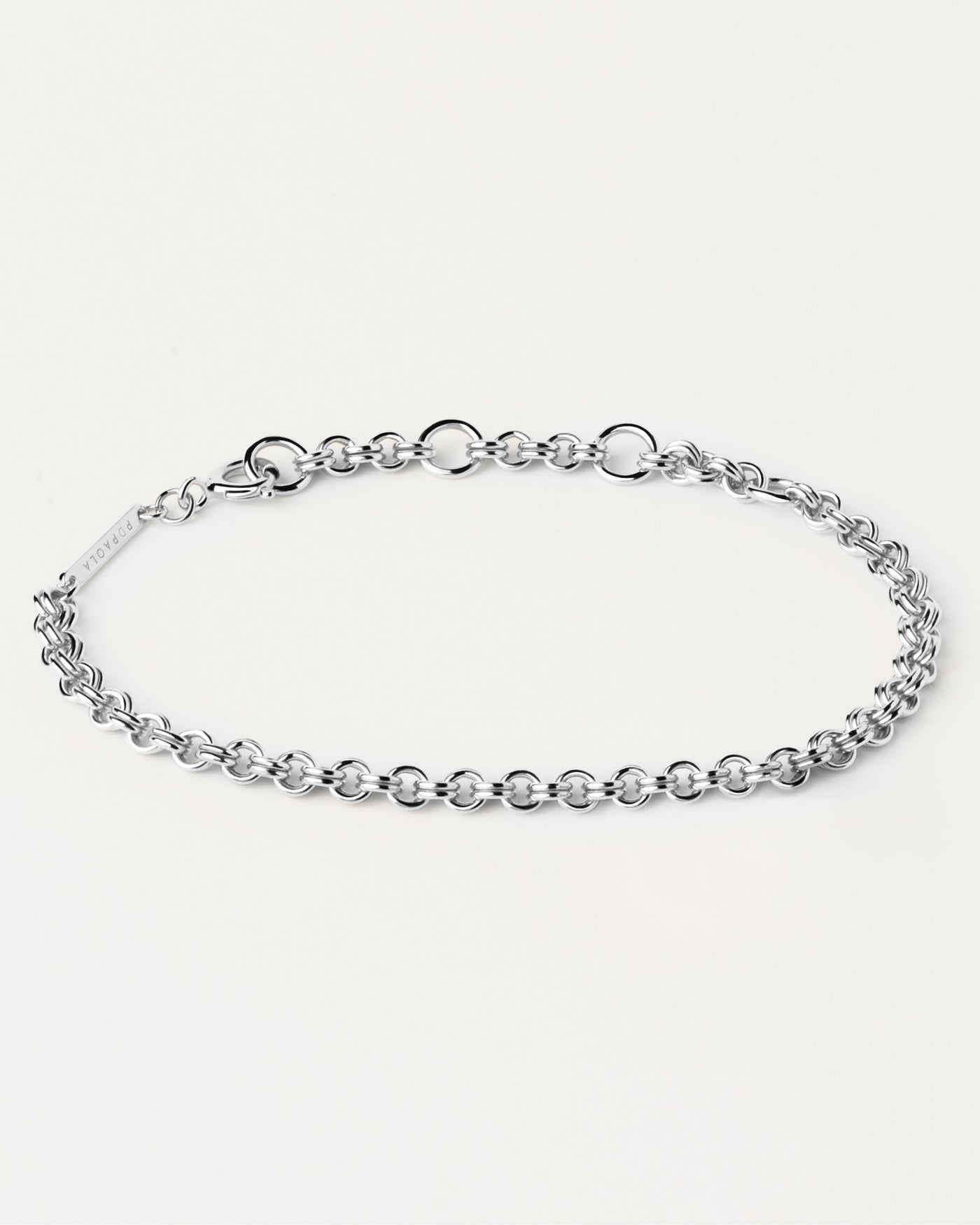 Pulsera de plata Neo. Pulsera cadena de plata de ley con eslabones dobles. Consigue las últimas novedades de PDPAOLA. Haz tu pedido de forma segura y obtén este Best Seller.