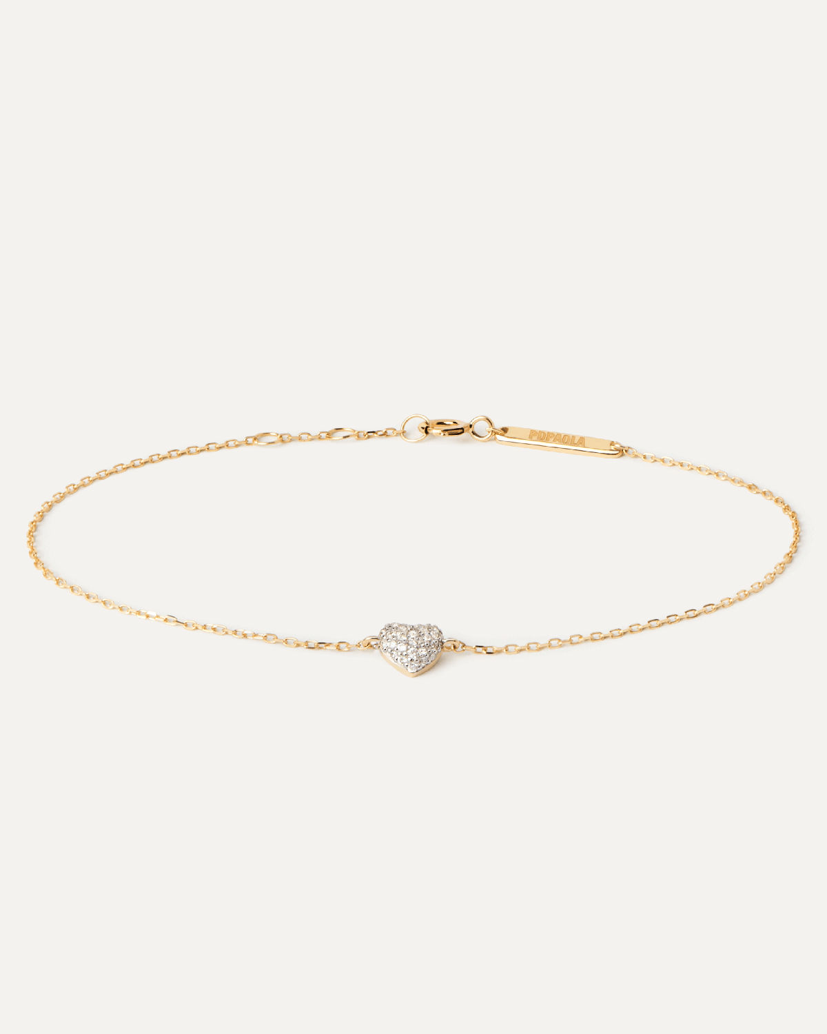 Heart armband aus gold mit diamanten. Armband aus massivem Gelbgold mit herzförmigen Laborgezüchtete Pavé-Diamanten . Erhalten Sie die neuesten Produkte von PDPAOLA. Geben Sie Ihre Bestellung sicher auf und erhalten Sie diesen Bestseller.