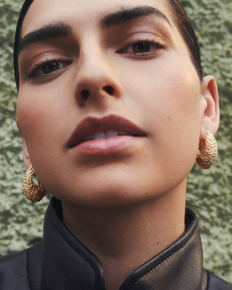 Marina Creolen - 
  
    Messing / 18K Goldplattierung
  

