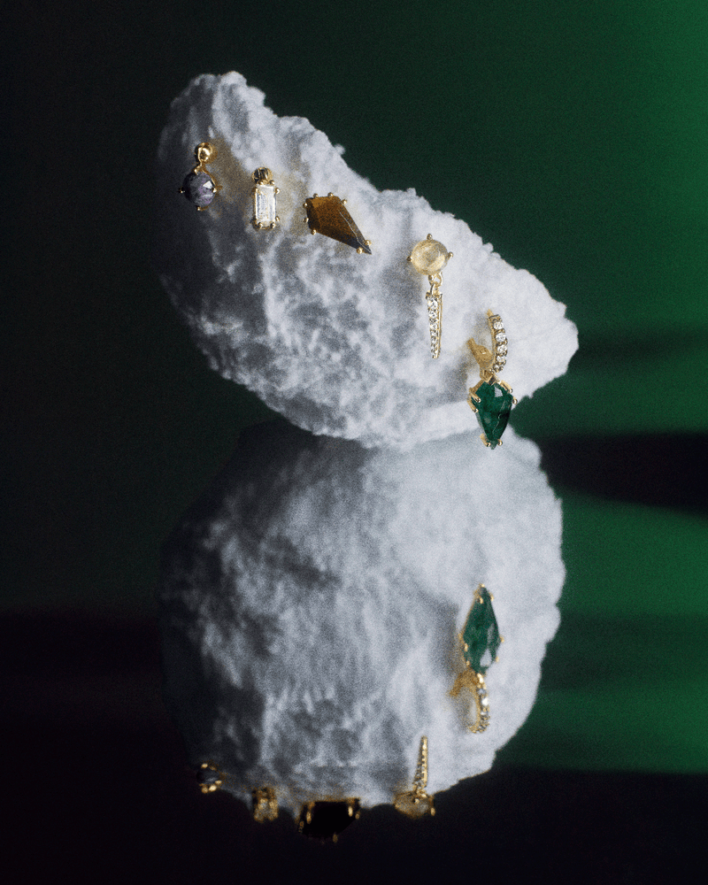 Pendiente Individual Naoki con Ágata Verde - 
  
    Plata de Ley / Baño de Oro 18K
  
